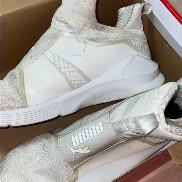Puma Sneakers by Kylie Jenner - Picture 4 of 4
